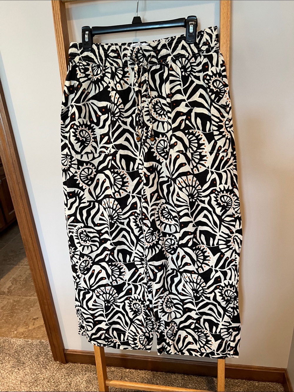 Nicole Miller Black and White Wide Leg Pants